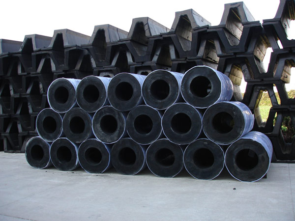 Y圓筒形橡膠護舷