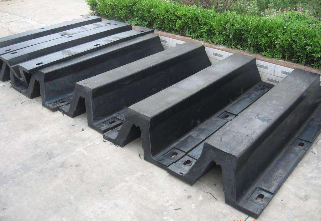 ＳＡ型橡膠護舷