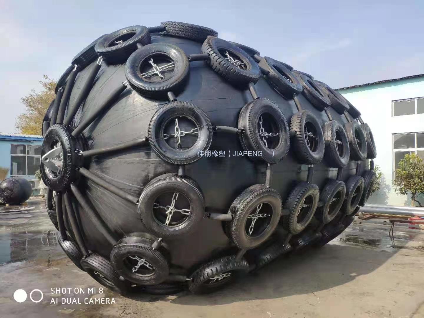 漂浮型橡膠護(hù)舷（橡膠氣囊）